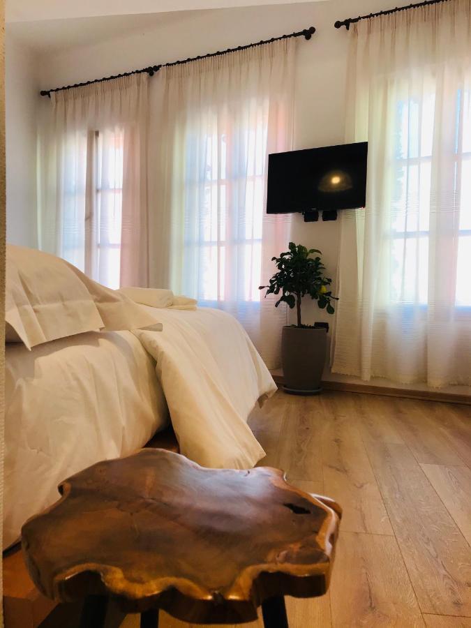 Foleza - Bed And Breakfast Vlorë Esterno foto