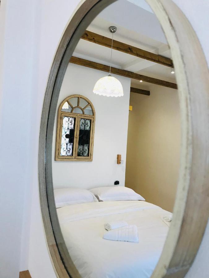 Foleza - Bed And Breakfast Vlorë Esterno foto